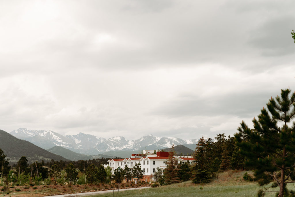 Black Canyon Inn Estes Park Rocky Mountain National Park Wedding Photographer