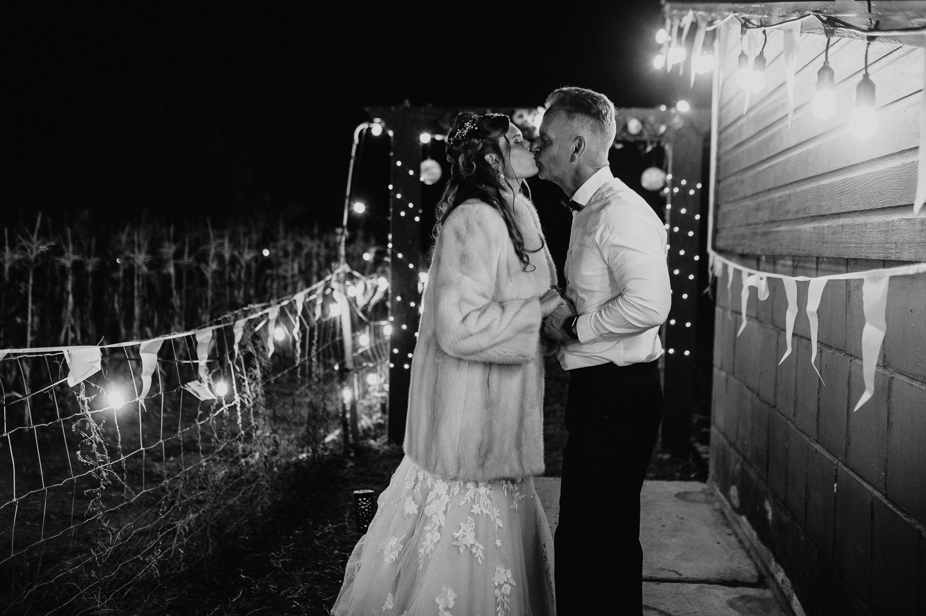 autumn wedding, fall, colorado, wedding photographer, fort collins, windsor, farm wedding