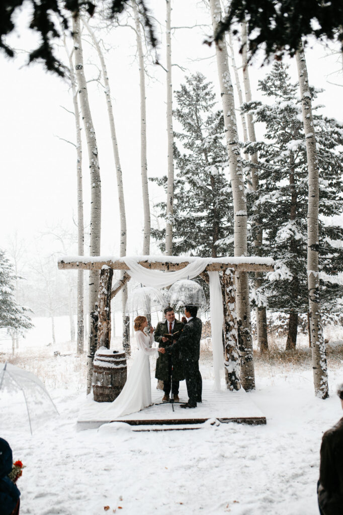 evergreen wedding photographer, deer creek mountain camp colorado, winter wedding